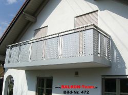 BALKON-Team-Balkonverkleidung-Lochblech-472