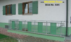 BALKON-Team-Keller-Treppen-685